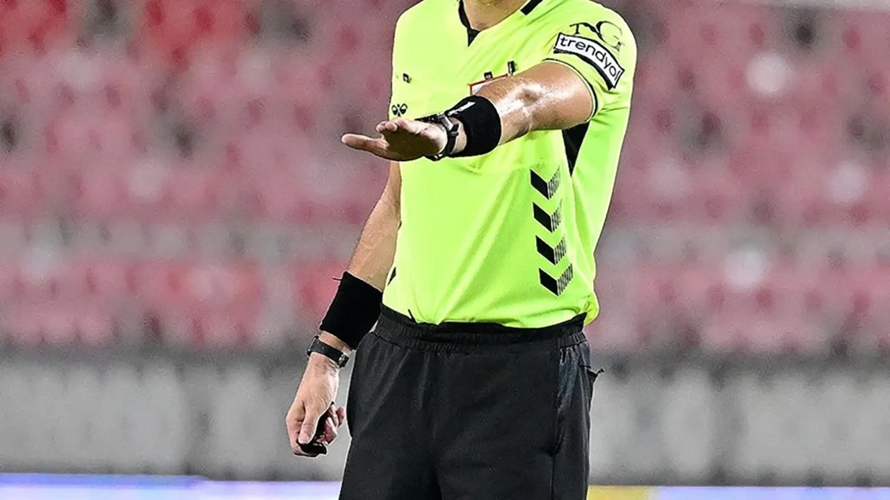 Süper Lig'de 2. hafta mücadelelerinde düdük çalacak hakemler belli oldu