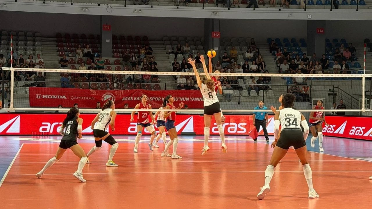 Aras Kargo, Beşiktaş’ı devirdi! Dostluk Turnuvası’nda üçüncülük geldi
