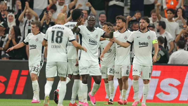 Beşiktaş-Hradec Kralove maçı hangi kanalda, saat kaçta? Beşiktaş maçı yayın kanalı ve ilk 11'ler açıklandı