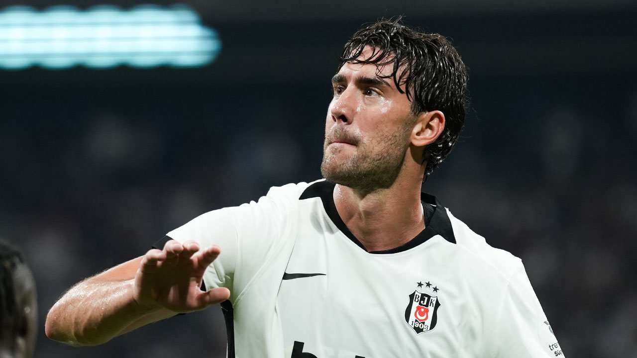 Beşiktaş, Vlahovic için gardını alıyor: Hele bir ceza çıksın!