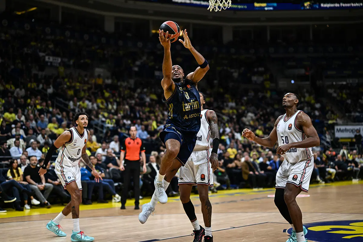 Fenerbahçe Tarfin'den 100 sayılık şov: EuroLeague'de 2'de 2