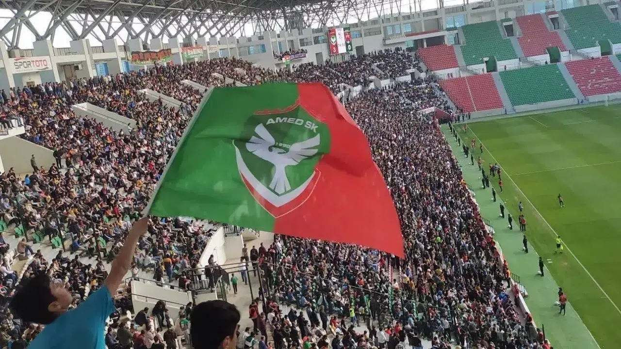 Amedspor'un yer aldığı Süper Lig'de yeni gelişme! Dev anlaşma resmen uzatıldı