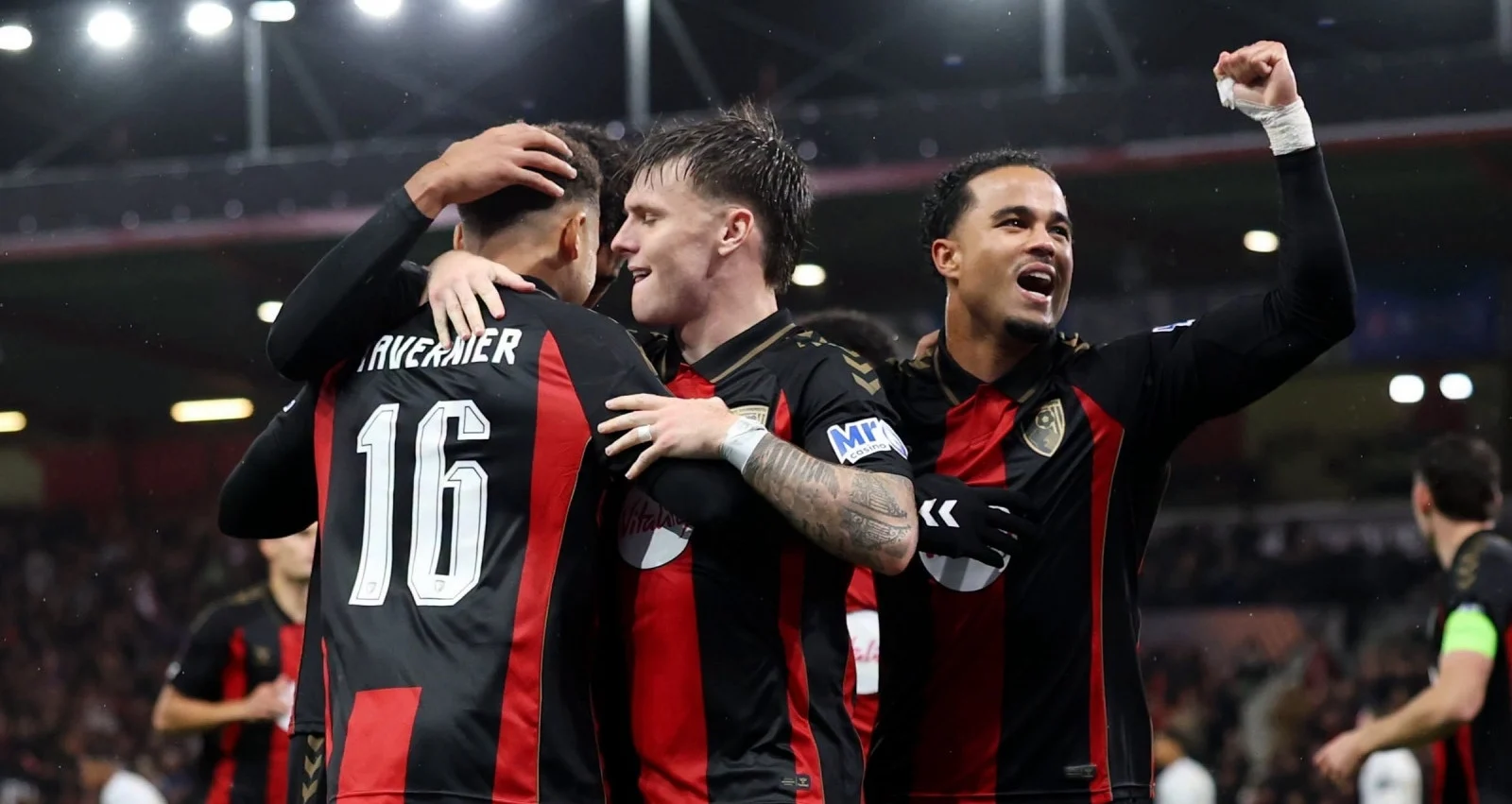 Avrupa Ligi: AC Milan şok bir yenilgi aldı, Juventus hayal kırıklığı yaratan bir beraberlikle yetindi.