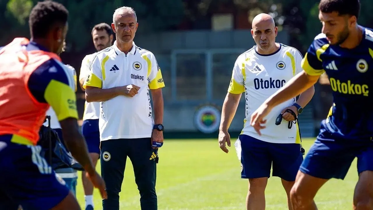 Fenerbahçe’den İsmail Kartal paylaşımı: Görevinin başında