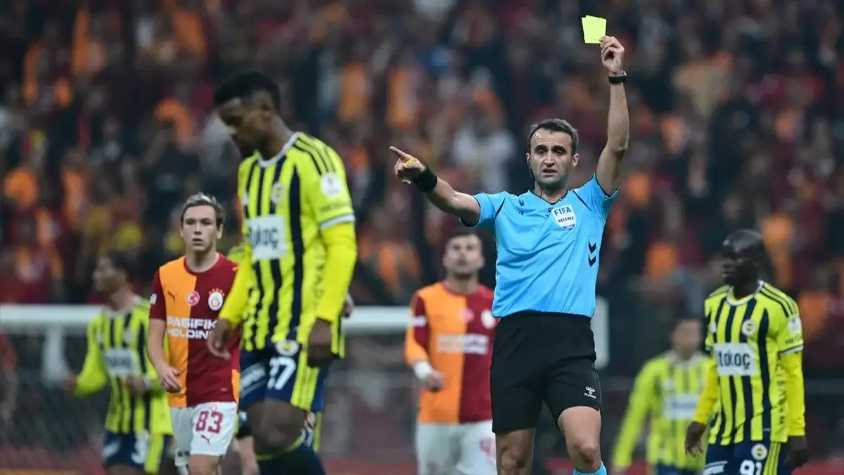 Galatasaray - Fenerbahçe derbisinin hakem raporu ortaya çıktı!