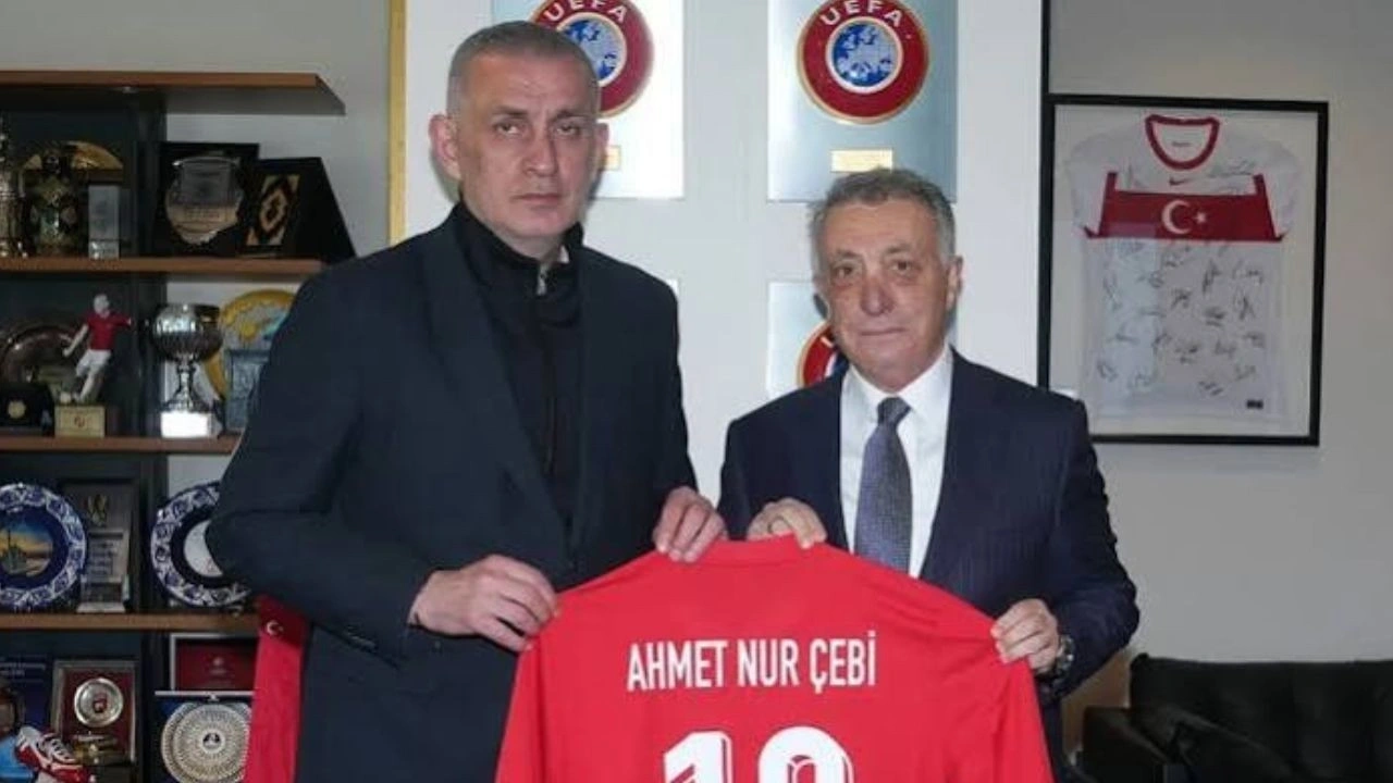 TFF Başkanlığı için flaş gelişme! Eski Beşiktaş başkanından dikkat çeken çıkış