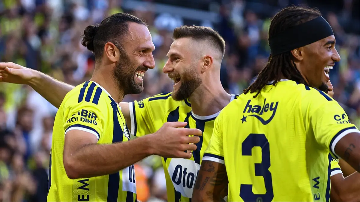 Kadıköy'de 8 gollü zafer! Fenerbahçe'de keyifler yerinde