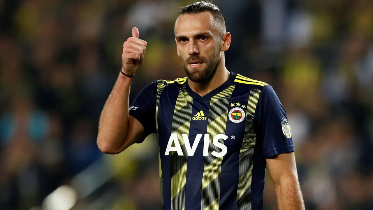 Fenerbahçe'nin golcü oyuncusu Vedat Muriqi neden kadrodan çıkarıldı ?
