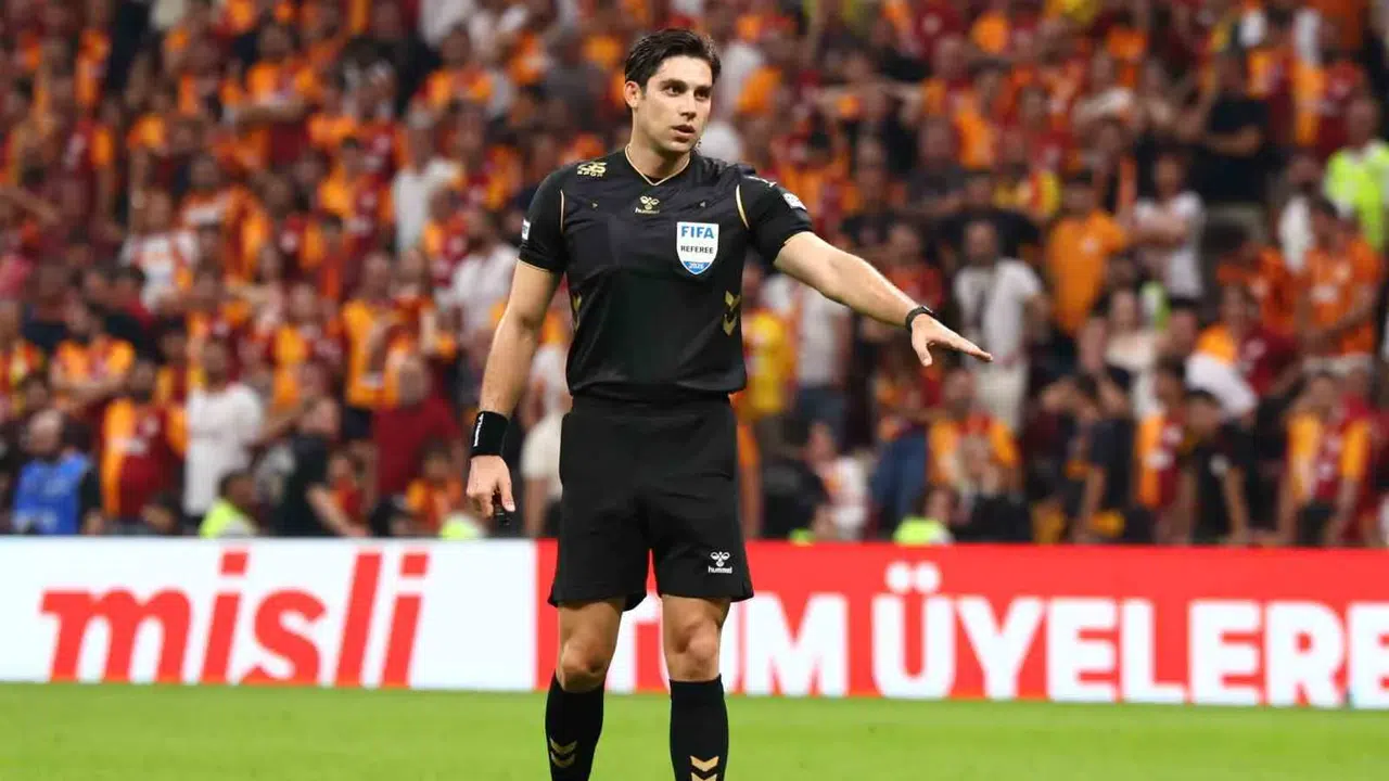 UEFA Konferans Ligi'nde Mehmet Türkmen düdük çalacak