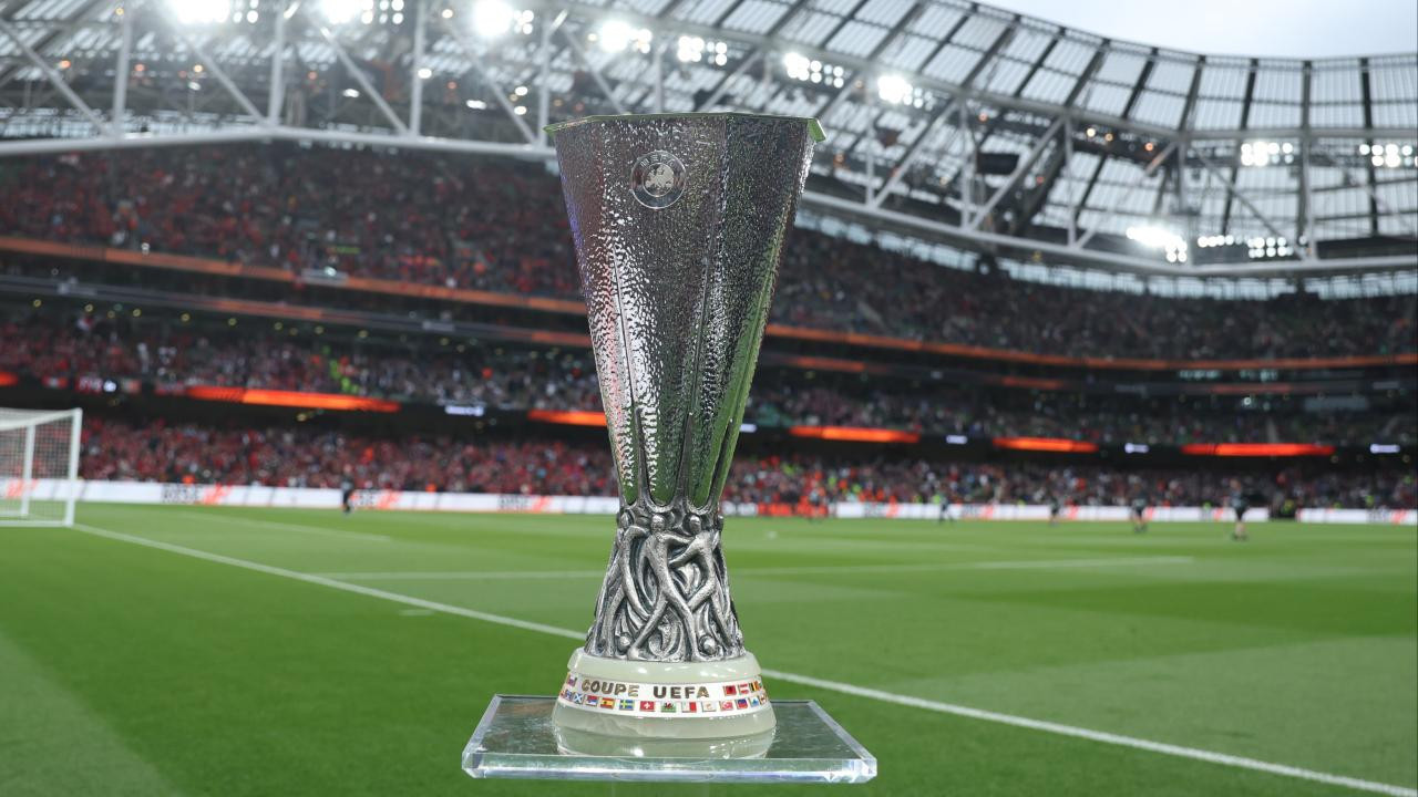 UEFA duyurdu! İşte Beşiktaş ve Trabzonspor maçlarının hakemleri