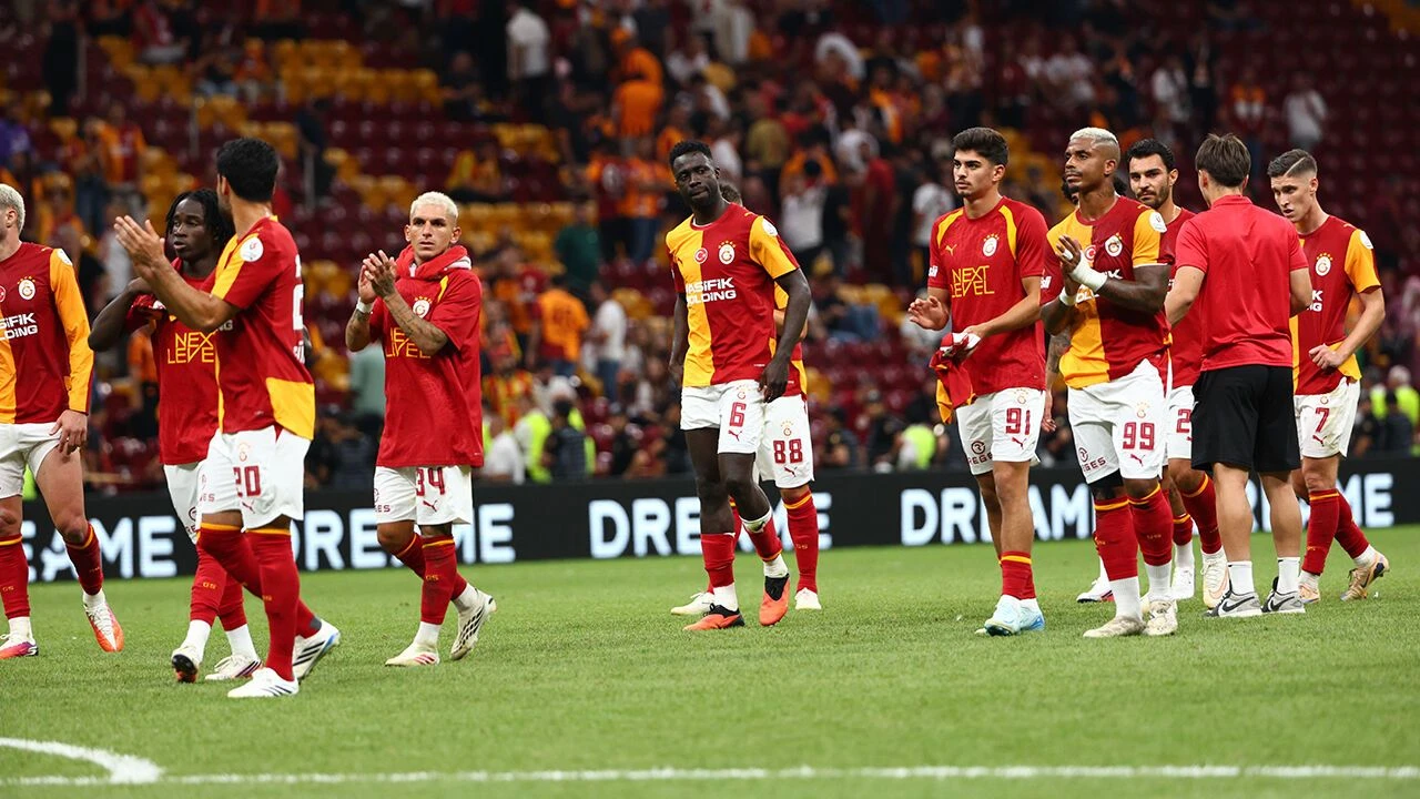 Galatasaray’ın 36 maçlık yenilmezlik serisine Çorum FK’dan beraberlik darbesi
