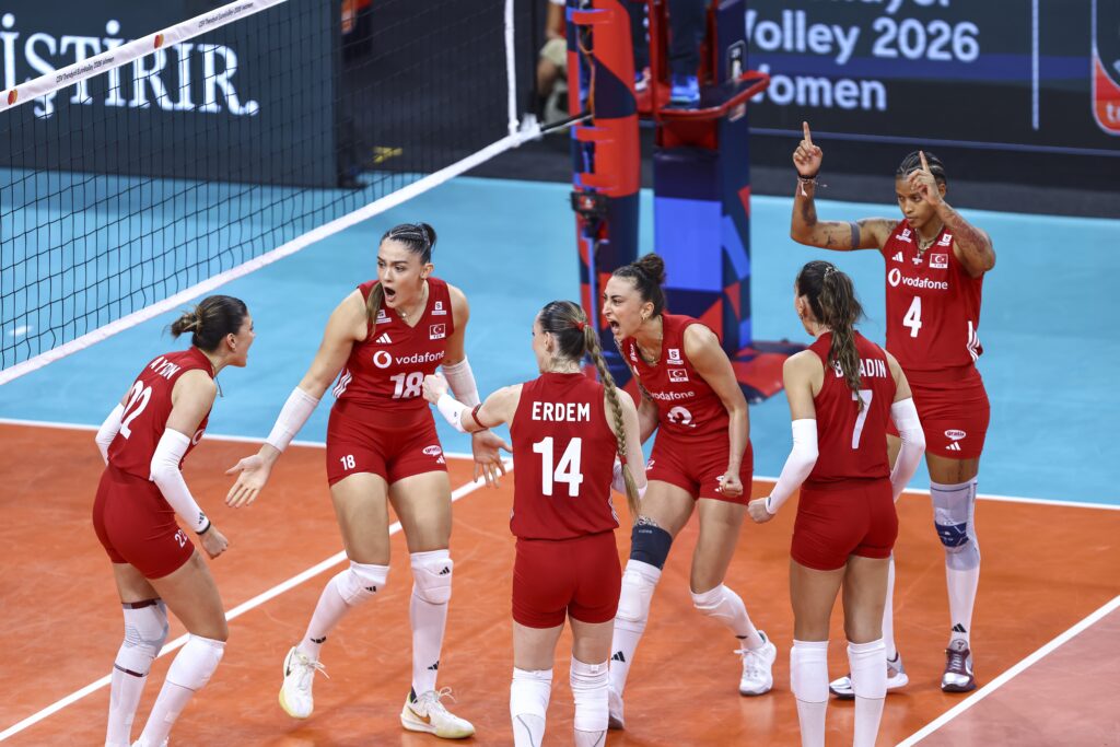 Son şampiyon Türkiye çeyrek finalde!