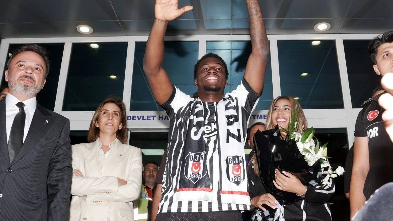 Jet transfer: Sabaha karşı geldi bugün imzayı atacak