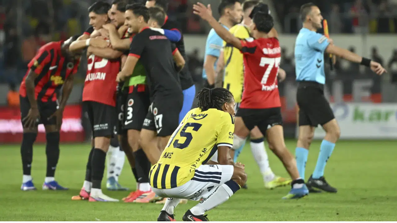 Ahmet Çakar’dan Fenerbahçe maçına penaltı yorumu