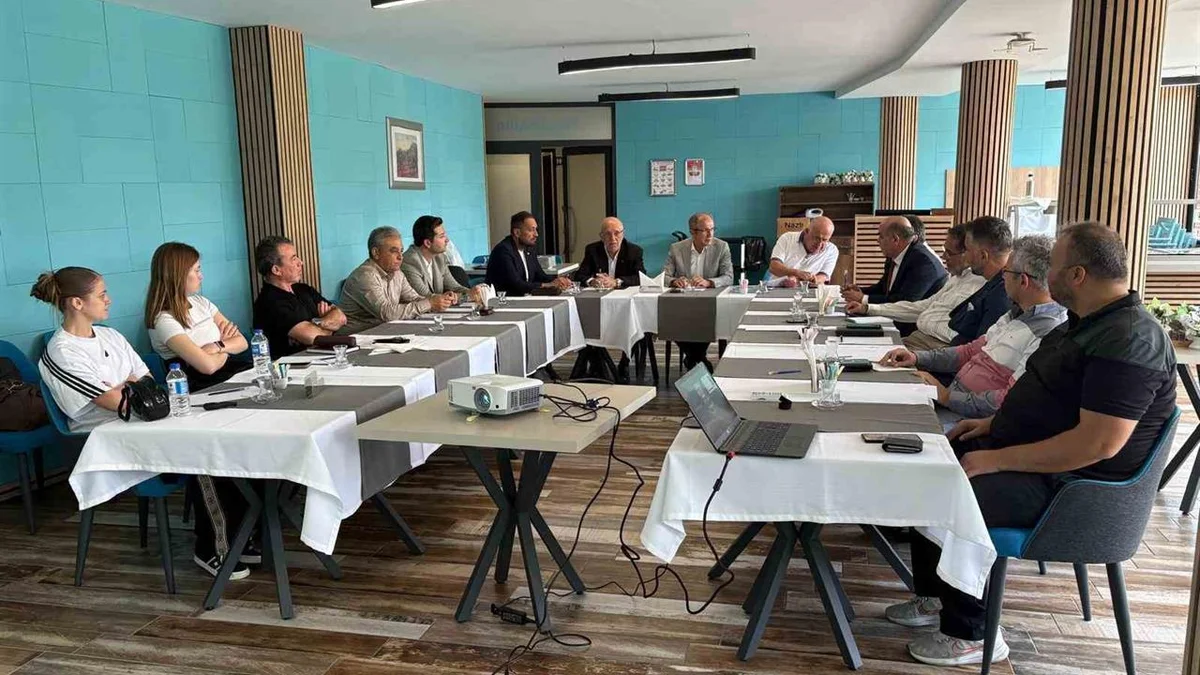 Denizli'de Futbol Haritası Çıkarma Çalıştayı Yapıldı