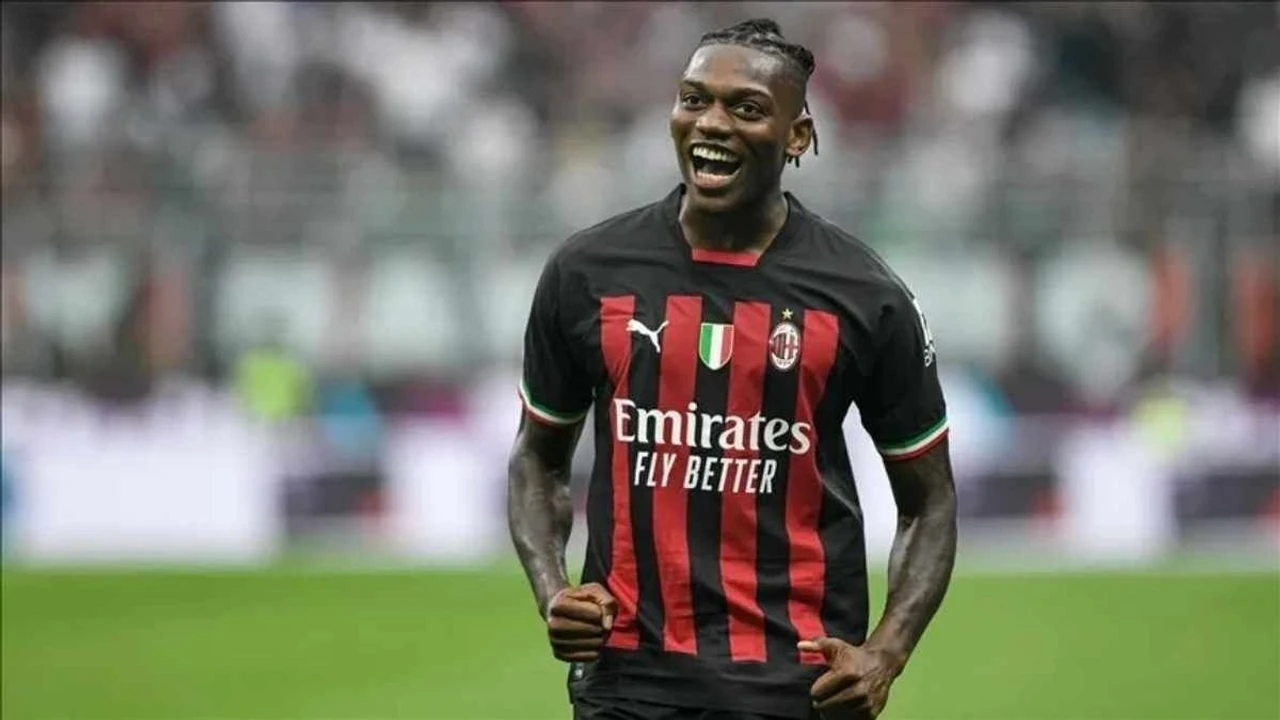 Galatasaray Rafael Leao için 40 milyon euro teklif etti! Milan anında yanıt verdi