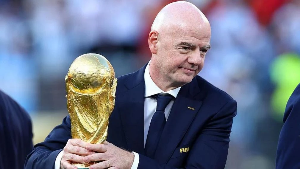 AFC, UEFA ve CONCACAF ile birlikte FIFA'ya karşı topyekün bir saldırı başlatmak için ittifak kurdu.