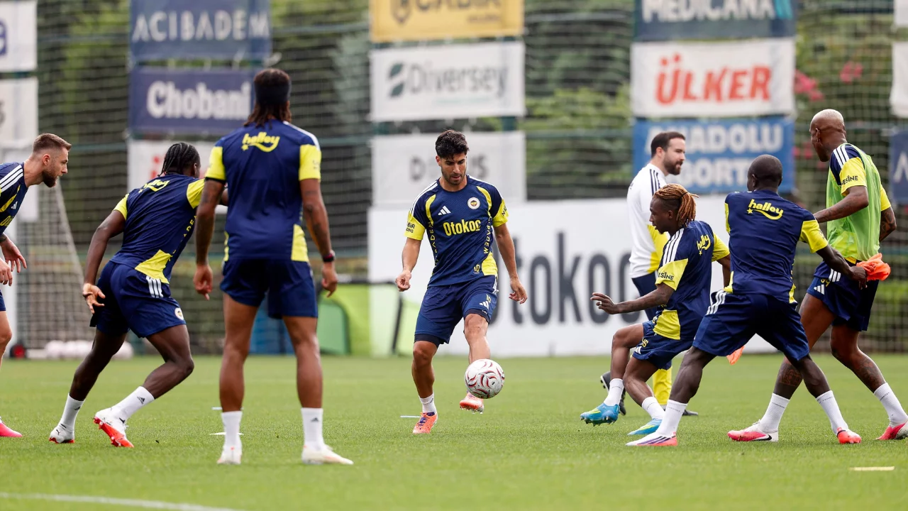 Fenerbahçe'de Sturm Graz hazırlıkları sürüyor! Gözler Avusturya'daki rövanşta
