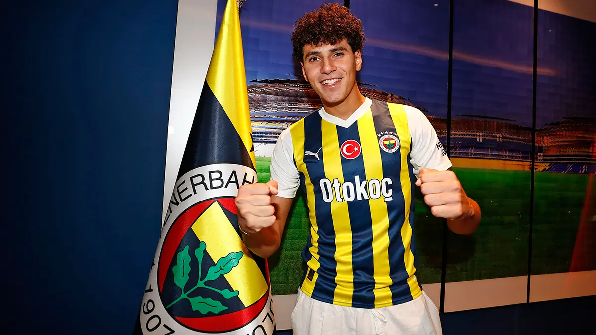 3 yıl önce transfer edilmişti: Fenerbahçe'de hiç süre almadan gönderiliyor
