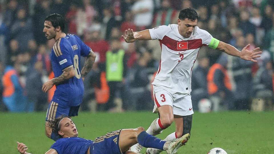 Merih Demiral maç sonu tüm Türkiye'den özür diledi: Utanç duyuyoruz bu mücadeleden!