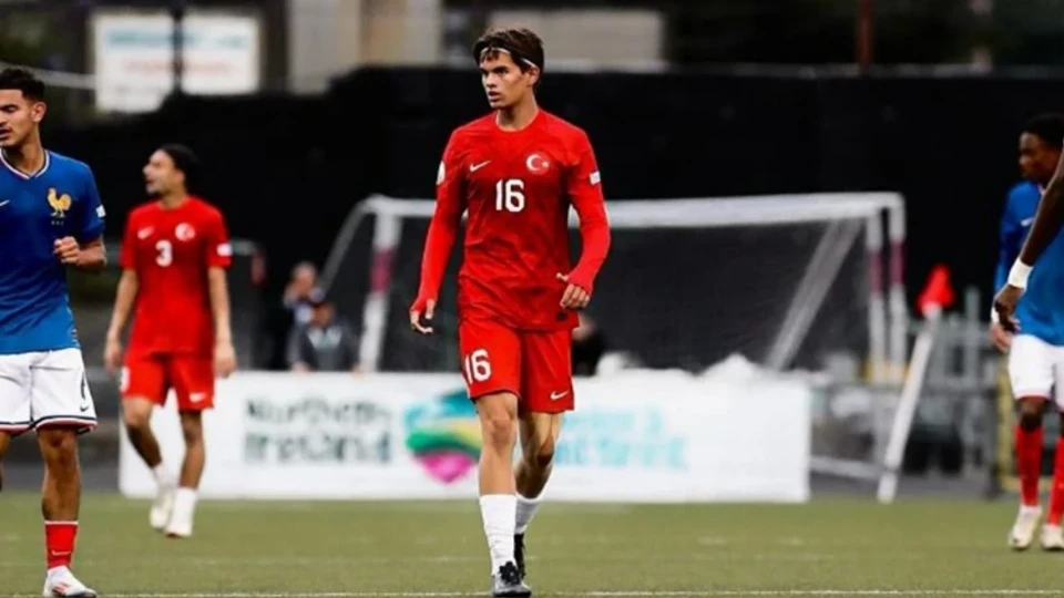 Ümit Mill Takım'da sakatlık haberi: Genç yıldız kadrodan çıkarıldı | Futbol Haberleri
