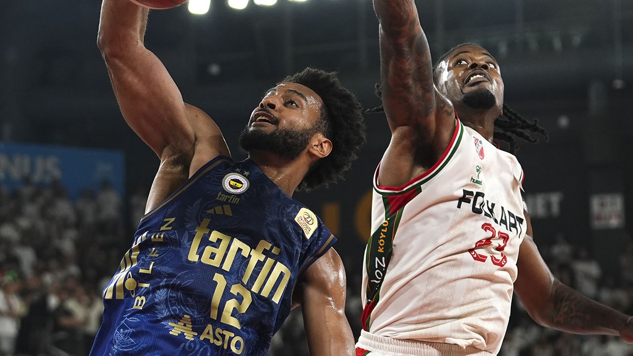 Fenerbahçe Tarfin'den Karşıyaka'da 97 sayılık galibiyet