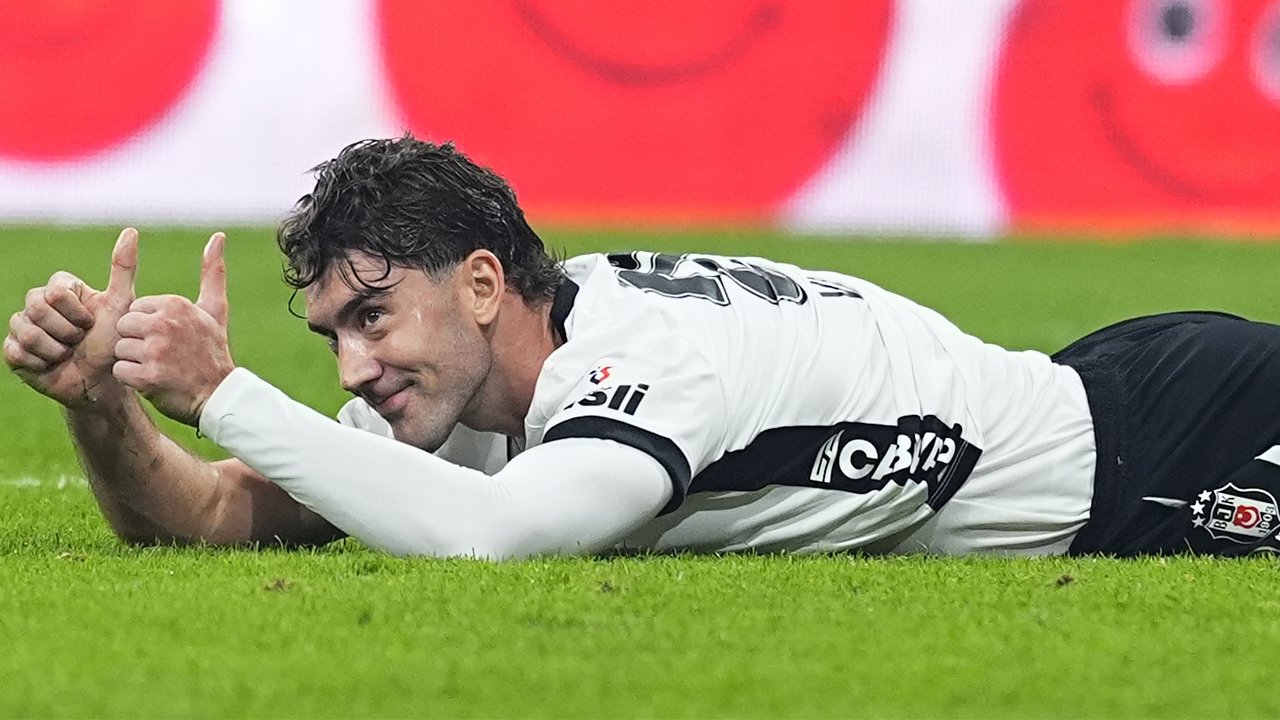 Beşiktaş'ta son durum: Trabzonspor maçı öncesi Dusan Vlahovic gelişmesi