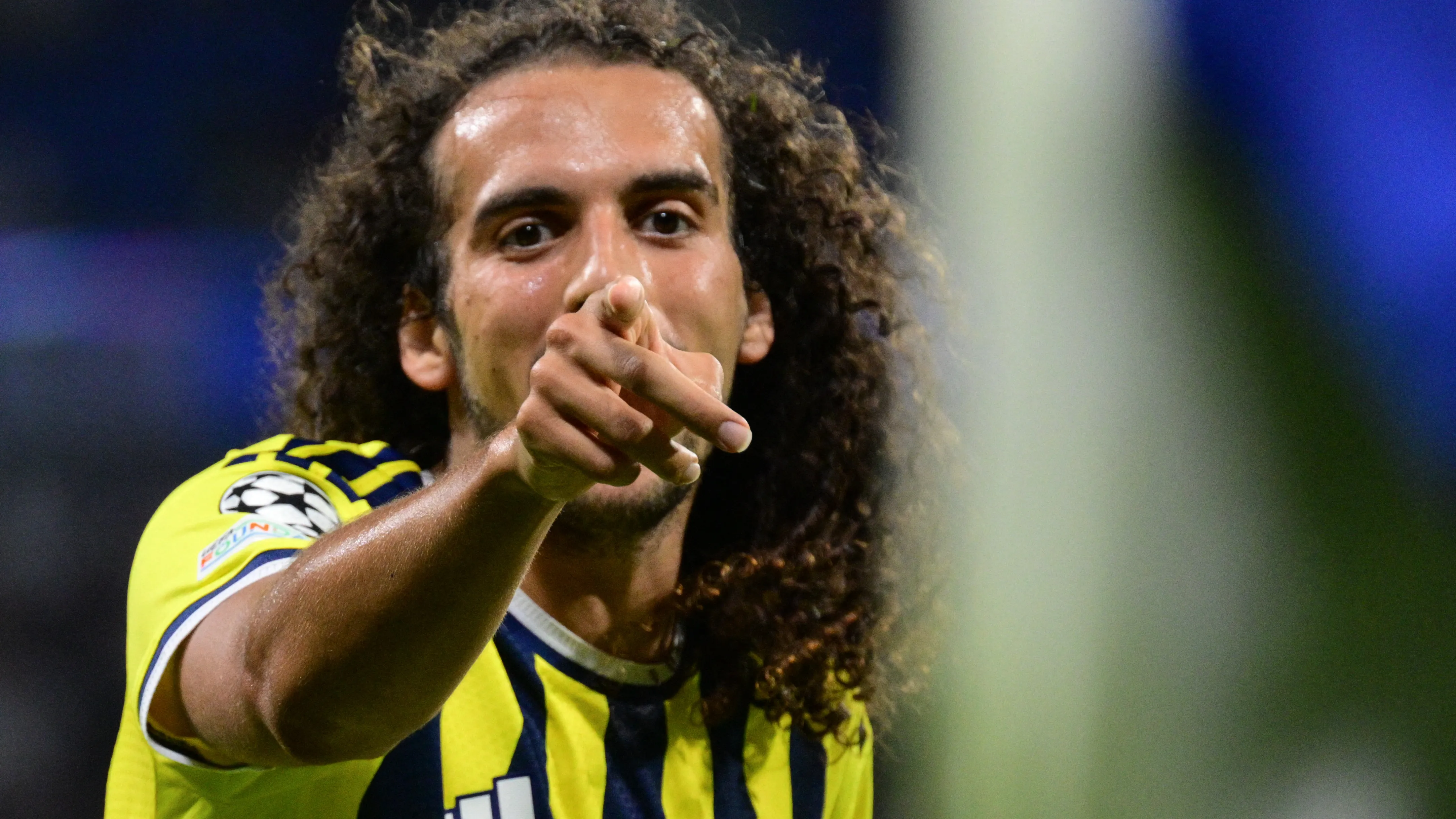 Aston Villa'ya uyarı! UEFA, Fenerbahçeli yıldızın Şampiyonlar Ligi cezasını azaltırken Matteo Guendouzi'nin dönüşüne onay çıktı