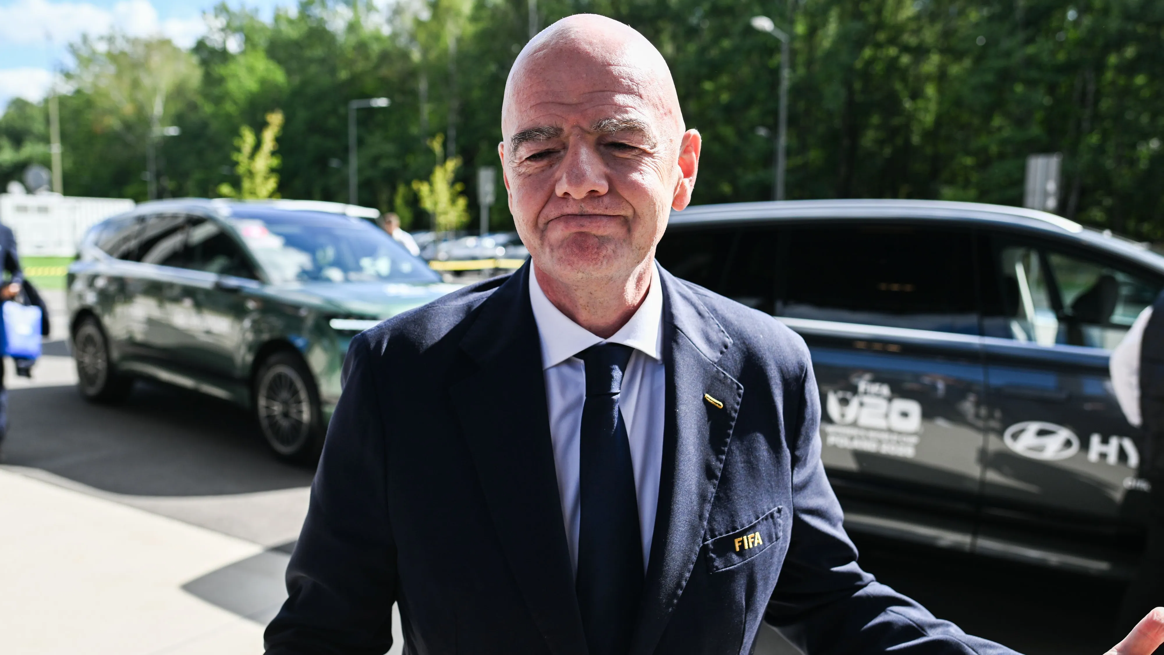 UEFA ve CONCACAF, Infantino'ya karşı sertleşiyor: 2,11 milyar dolarlık dağıtım talebi