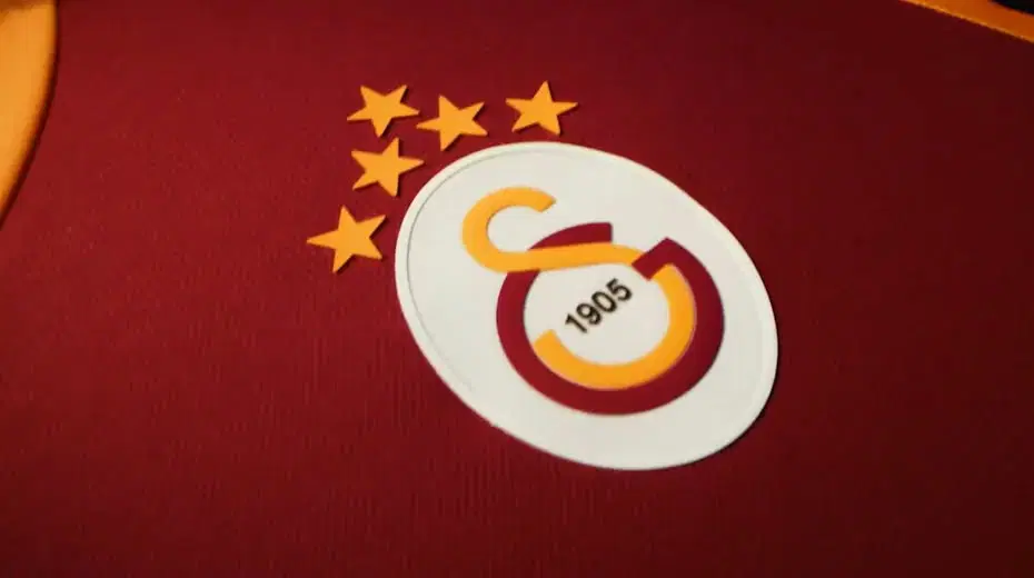 Galatasaray'ın eski futbolcusundan sürpriz emeklilik kararı! Süper Lig'de 2 takımda daha oynamıştı