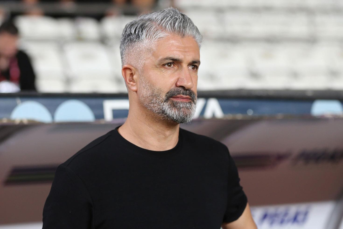 Vanspor'da şampiyon teknik adam ile yollar ayrıldı