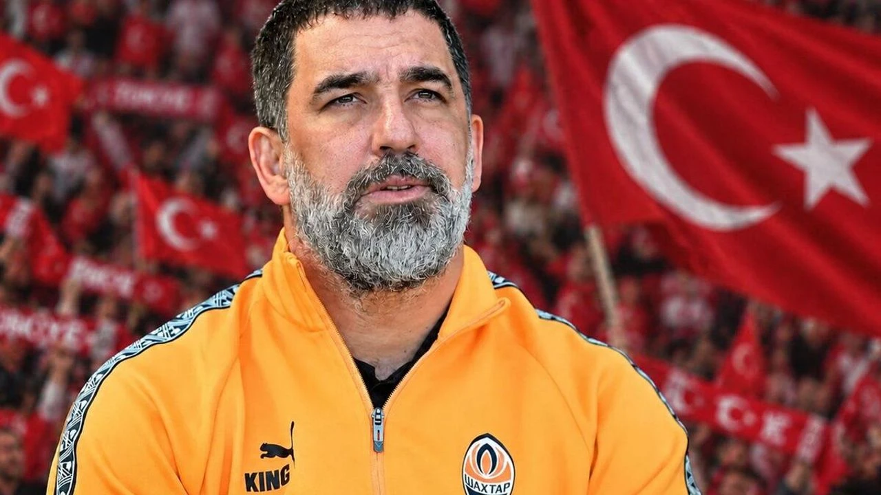 Milli Takım'da Arda Turan sürprizi!