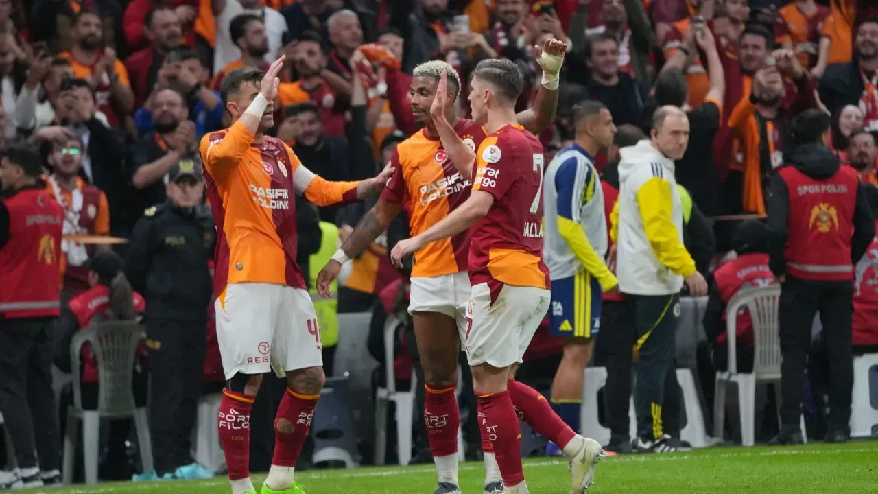 Galatasaray’da Aleksey Batrakov Alarmı! Avrupa Devleri Harekete Geçti