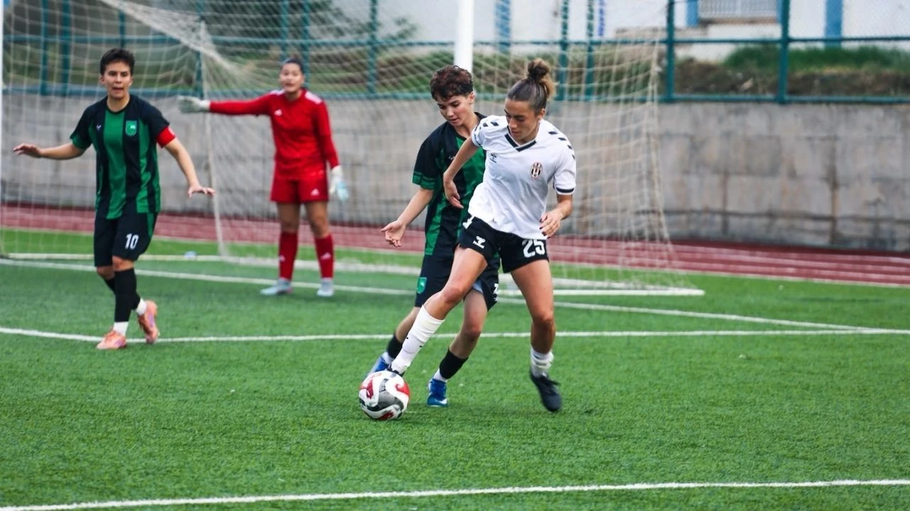 Siverek Kadın Futbol Takımı’ndan TFF’ye tepki!