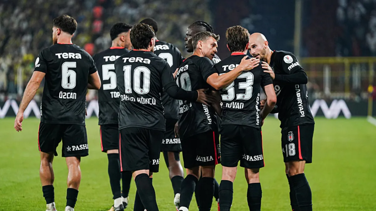 Beşiktaş’ın Fenerbahçe zaferi sonrası Italiano vurgusu! ‘Kadıköy’den şampiyonluk inancıyla döndü’