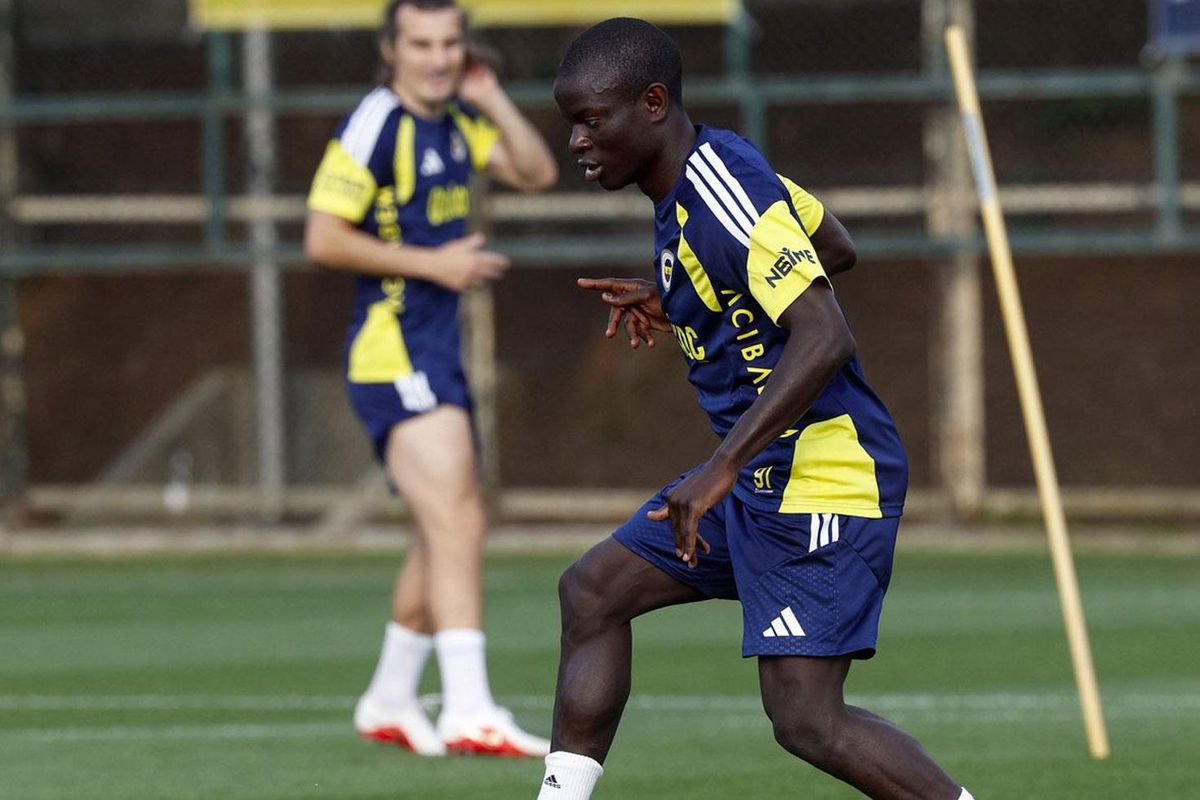 Fenerbahçe'de büyük sevinç: Kante geri döndü