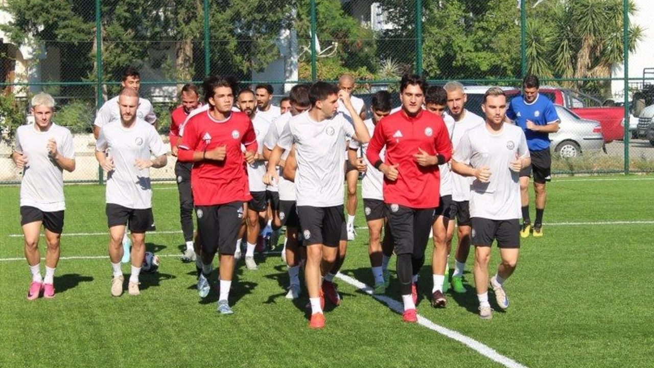 Marmaris Belediyesi Futbol SK sezon hazırlıklarını sürdürüyor