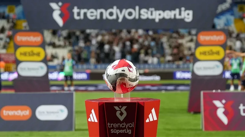 Yapay zeka şampiyonu belirledi! Süper Lig'de sürpriz sıralama