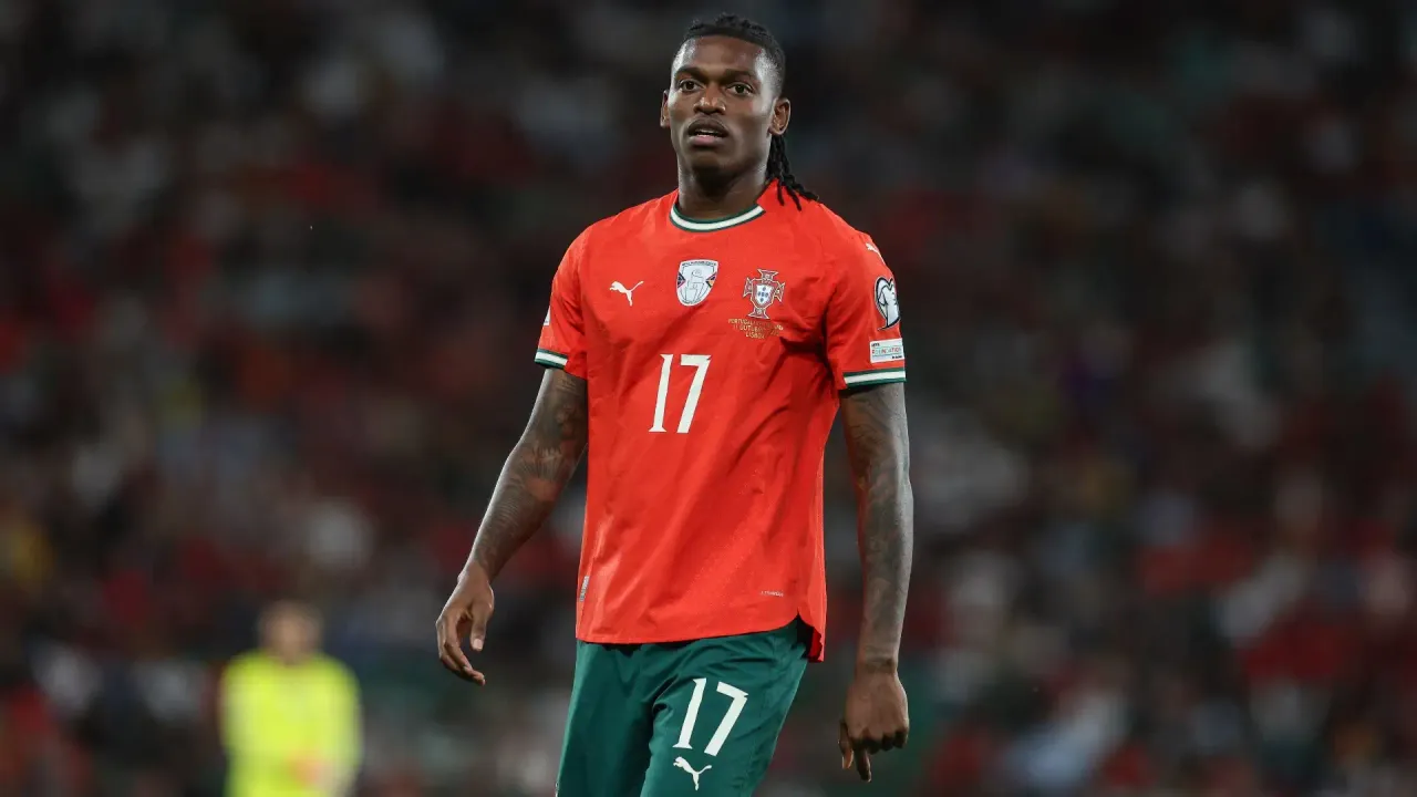 Rafael Leao Galatasaray'a mı Geliyor? Abdullah Kavukcu Hakkındaki Transfer İddiası Gündemi Değiştirdi
