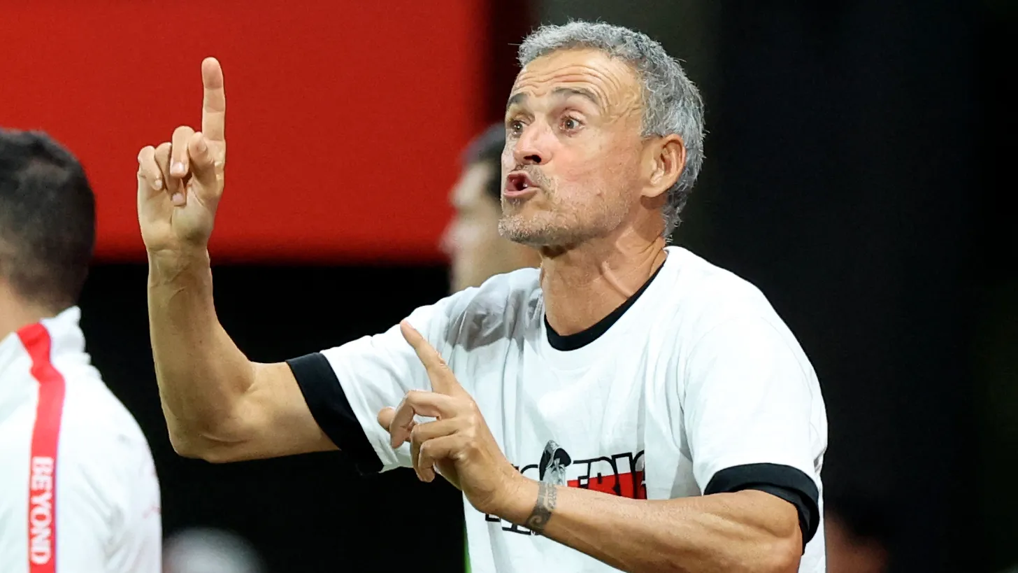 “Şanslıydık!” Luis Enrique, Şampiyonlar Ligi’ndeki müthiş galibiyete rağmen PSG’li yıldızlara öfkelendi