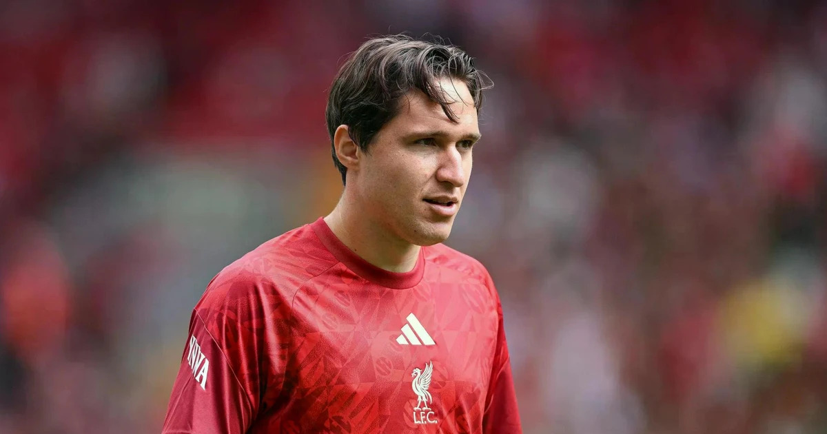 Liverpool, Şampiyonlar Ligi kadrosundan iki yıldız oyuncusunu çıkardı.