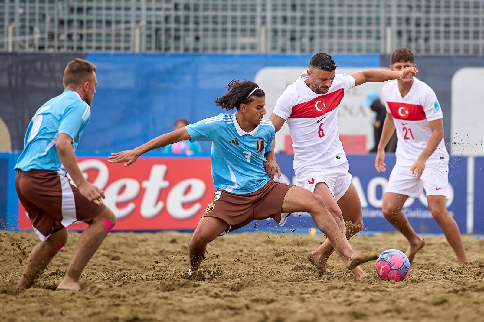Milli Plaj Futbol Takımı Belçika'yı 6-5 Yendi