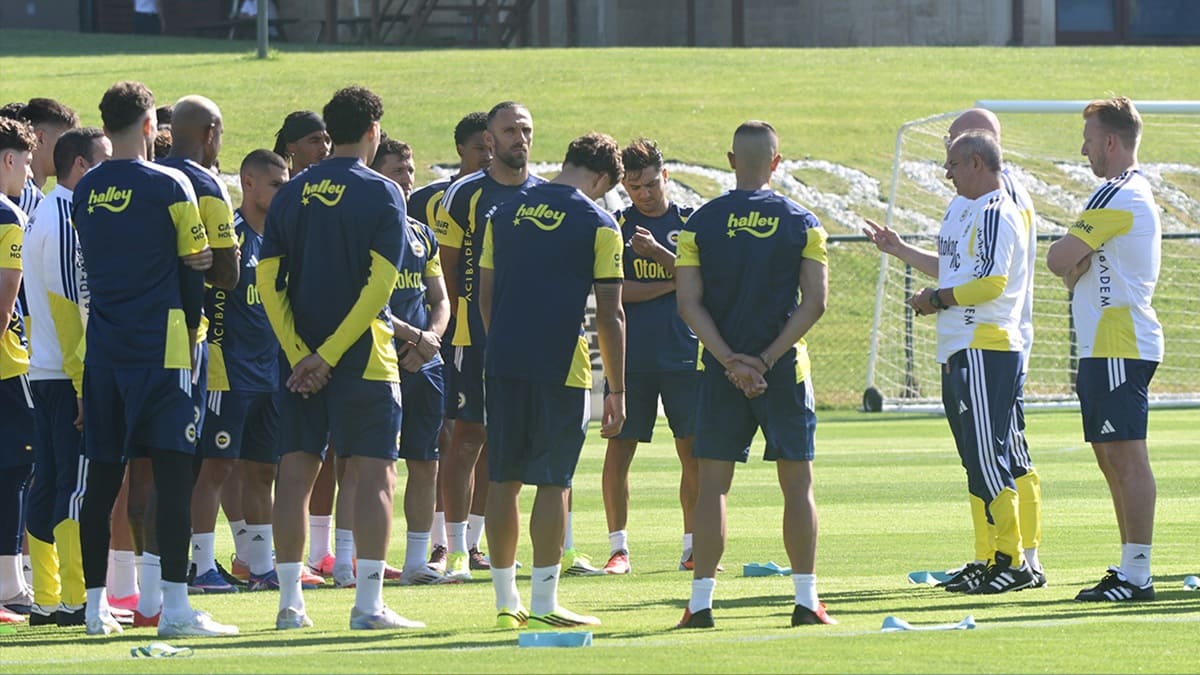 Fenerbahçe'nin Şampiyonlar Ligi'nde rakibi Lyon! Kritik maçın saati belli oldu