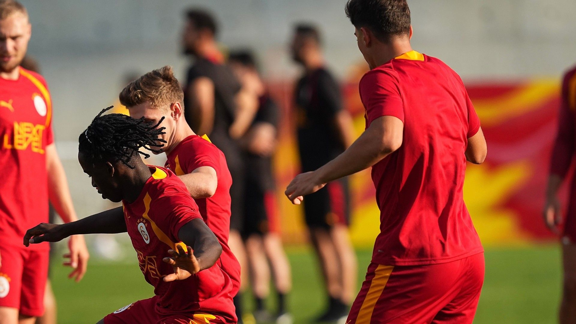 Galatasaray, yeni sezon hazırlıklarına devam etti