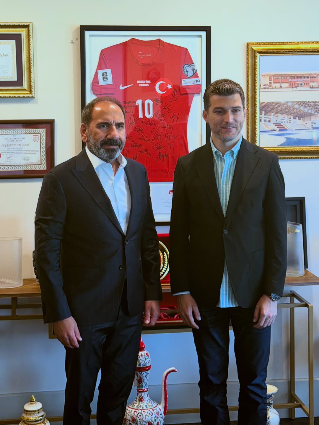 Ertuğrul Karagöl, Türkiye Futbol Federasyonu Başkan Vekili Mecnun Otyakmaz'ı Ziyaret Etti