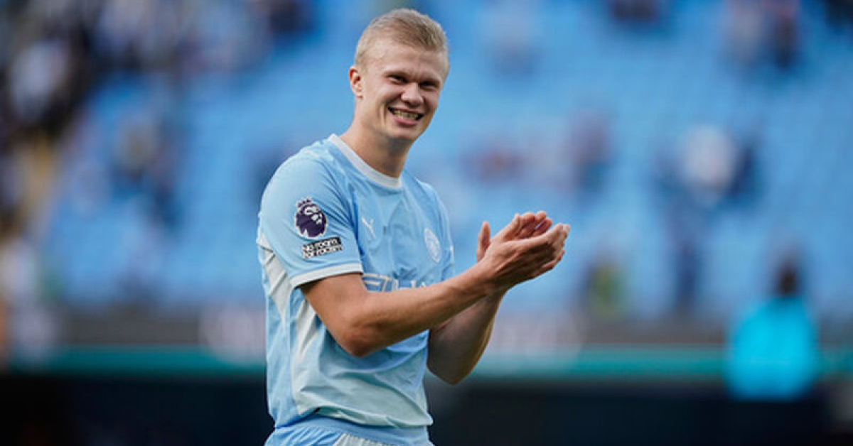 Barcelona ve Manchester City kayıpsız zirvede yer aldı!