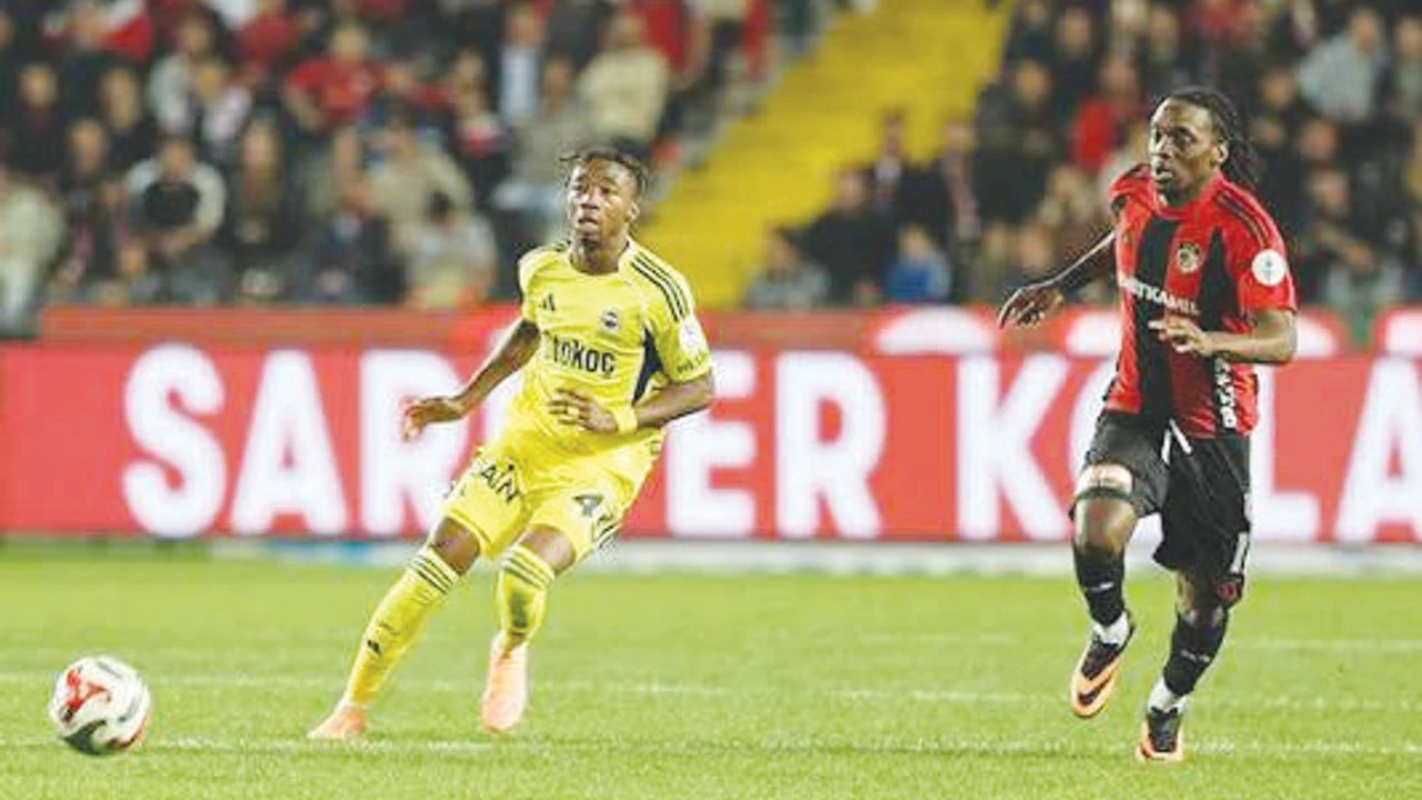 GAZiANTEP FK-FENERBAHÇE MAÇINDA DÜDÜK MEHMET TÜRKMEN’iN!