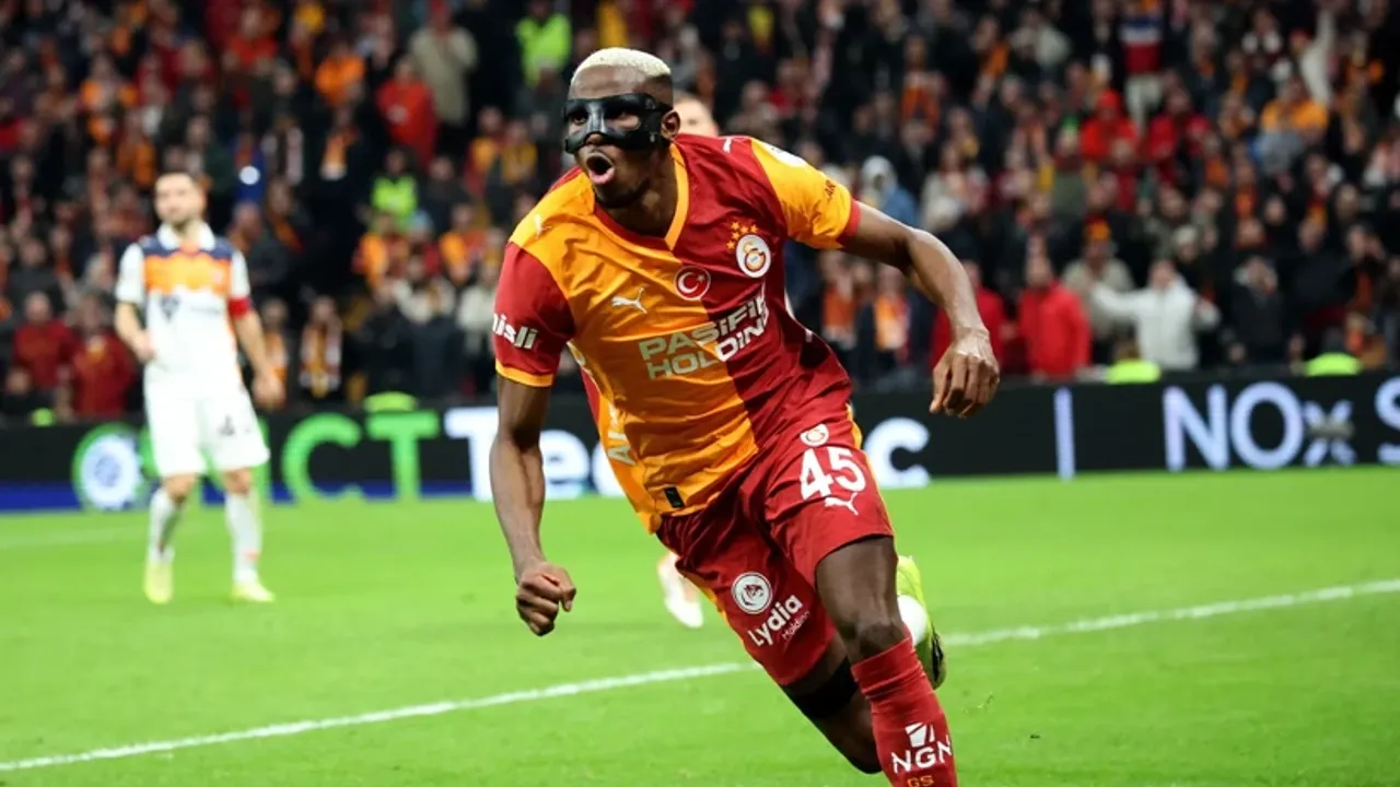 Galatasaray Osimhen'in yanına alternatif arıyor: Listede iki genç golcü var