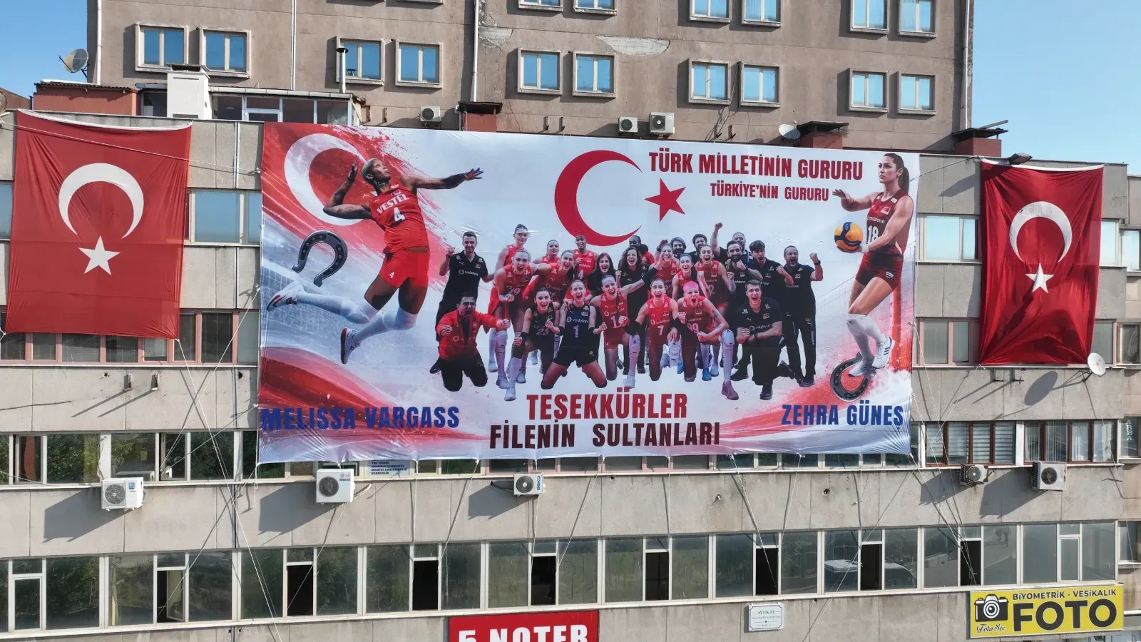 Şampiyon Filenin Sultanları’na Çerkezköy’den dev teşekkür