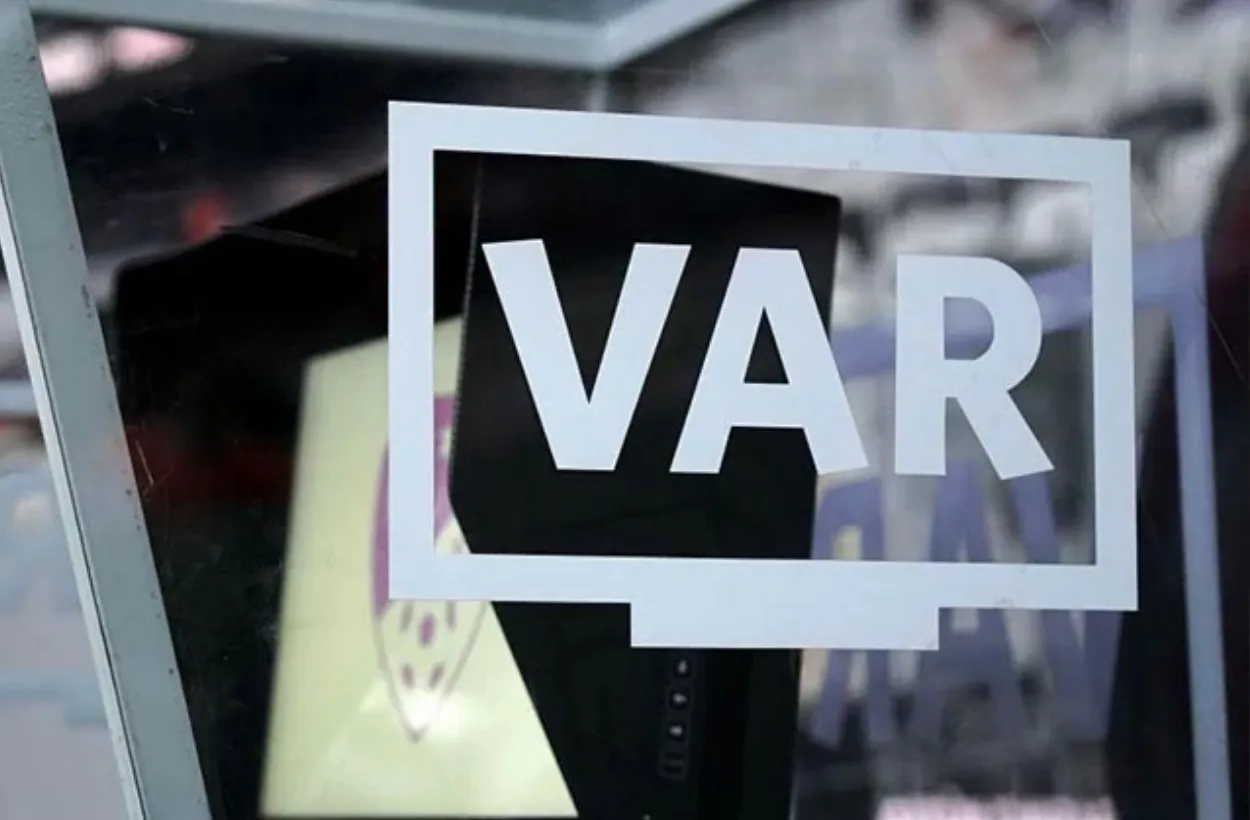 UEFA VAR Sisteminde Clear Line Dönemine Geçiyor